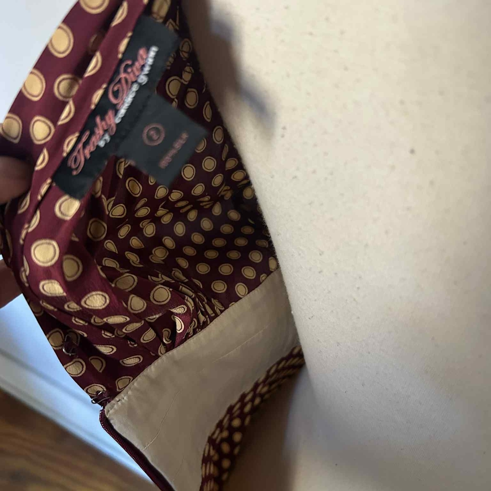 Elegant Polka Dot Dress - Picture 6 of 6